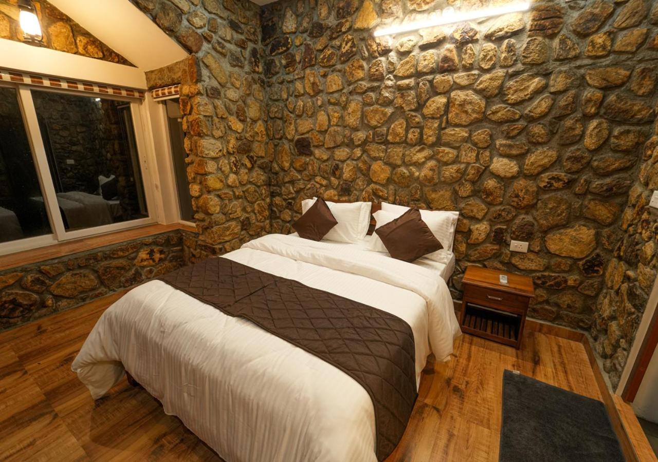 Tiyans Stone Castle Private Tea Villa Vagamon By Voye Homes Eksteriør billede