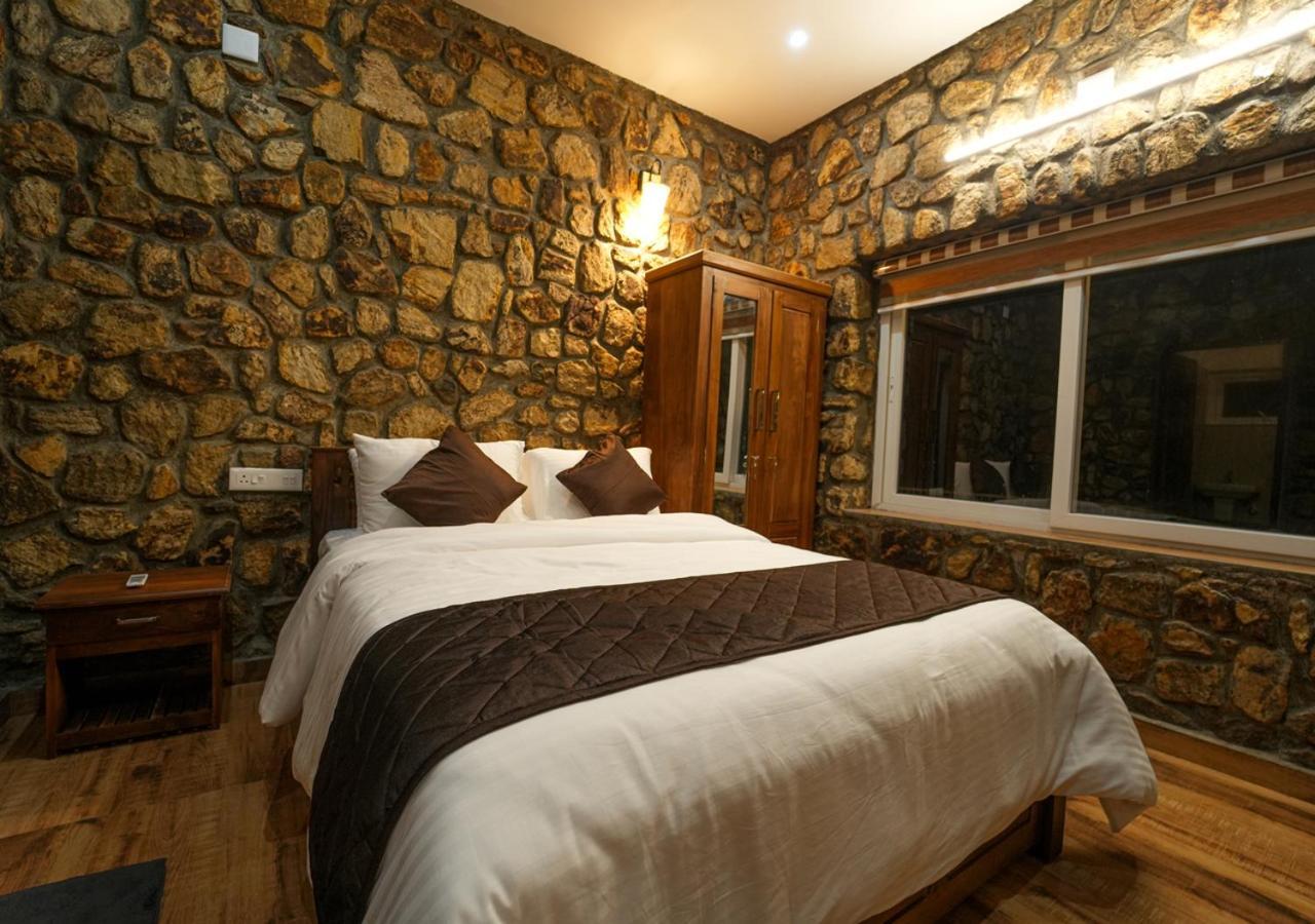 Tiyans Stone Castle Private Tea Villa Vagamon By Voye Homes Eksteriør billede