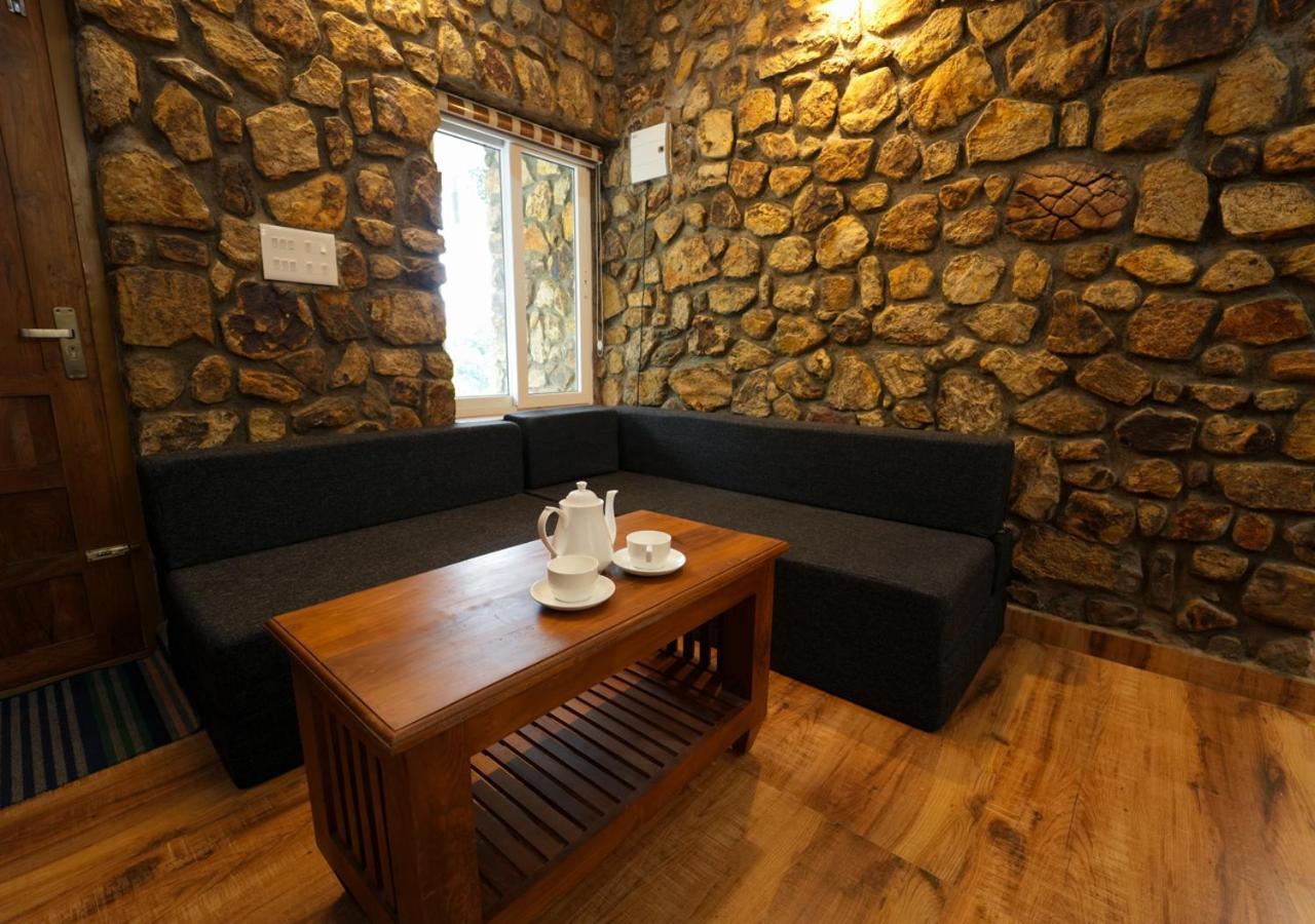Tiyans Stone Castle Private Tea Villa Vagamon By Voye Homes Eksteriør billede